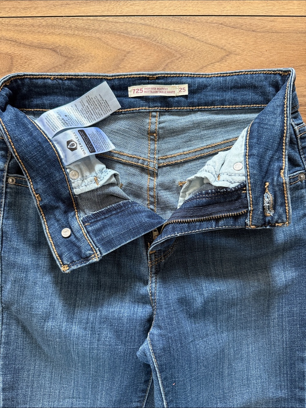 Levi's Boot Cut Jeans in Medium Blue Denim